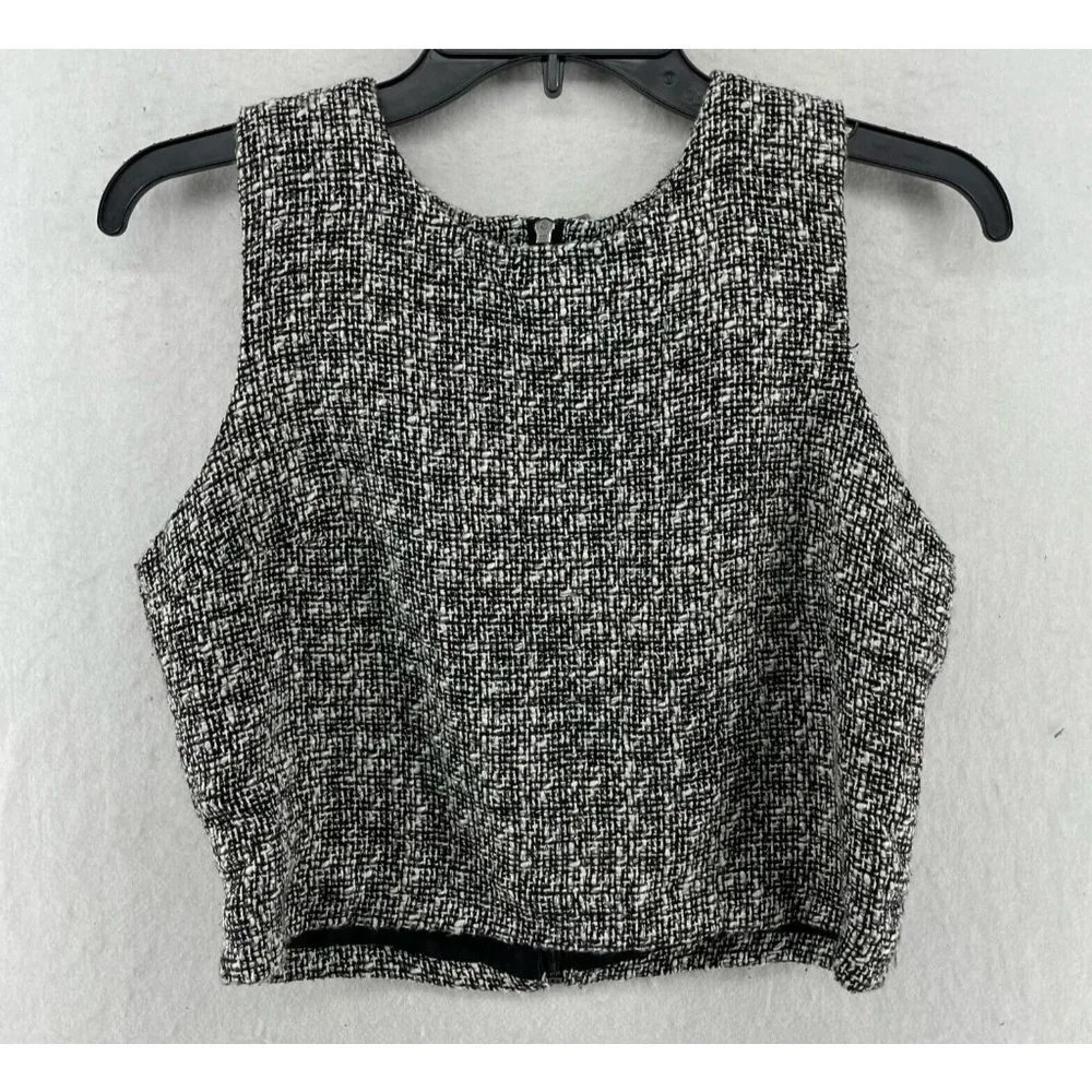 Forever 21 Cropped Top Women's M Black White Tweed Round Neck Wide Strap Zipper